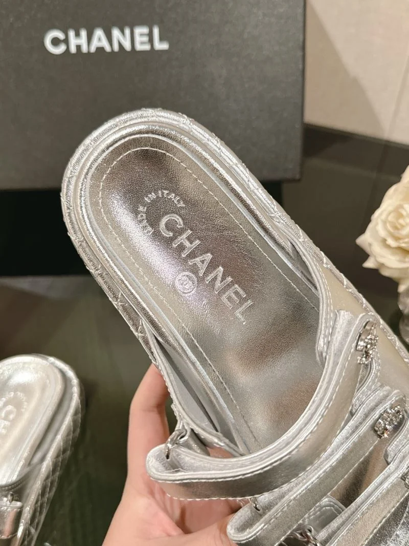 Thermal Chanel Slippers 17401