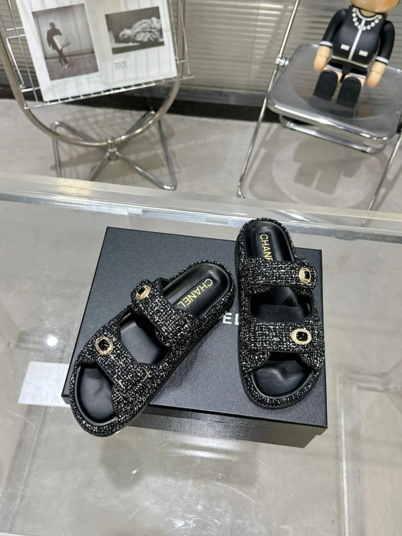Chanel Slippers Fashionable 17422