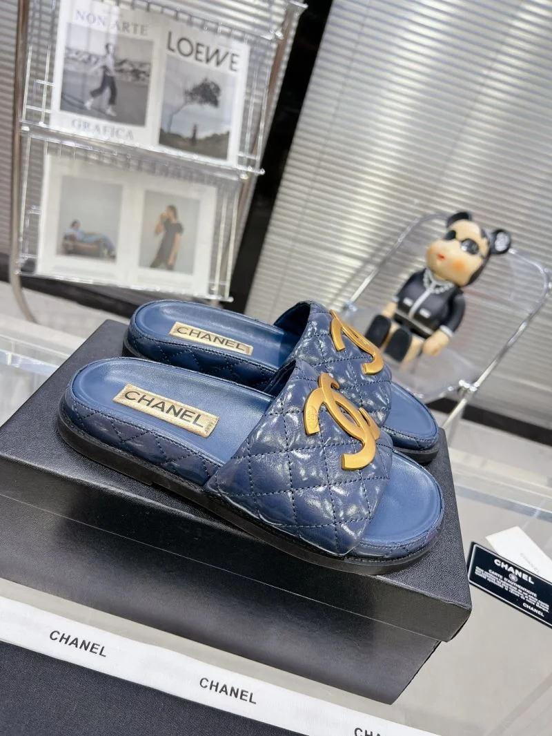 Practical Chanel Slippers 17387