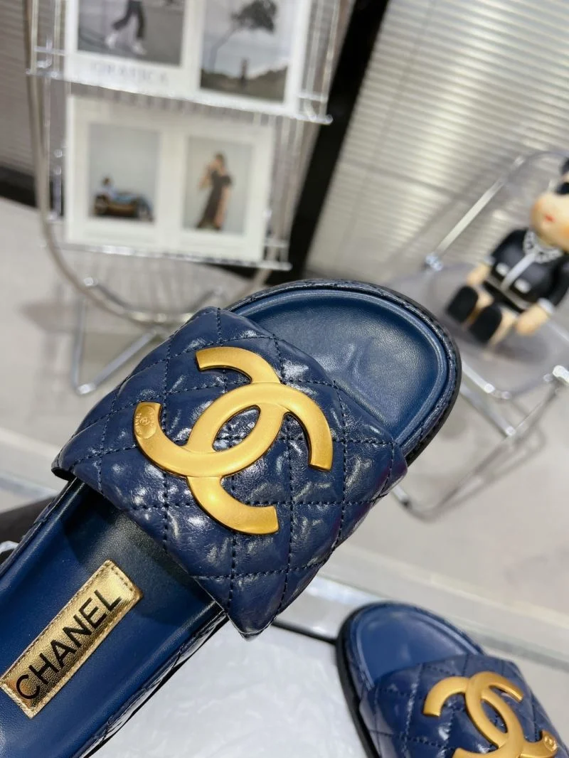 Practical Chanel Slippers 17387