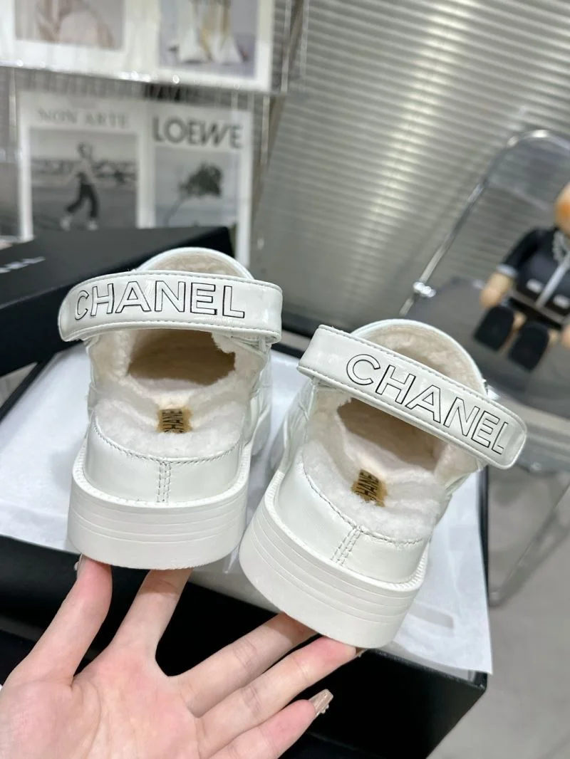 Chanel Slippers Resilient 17386