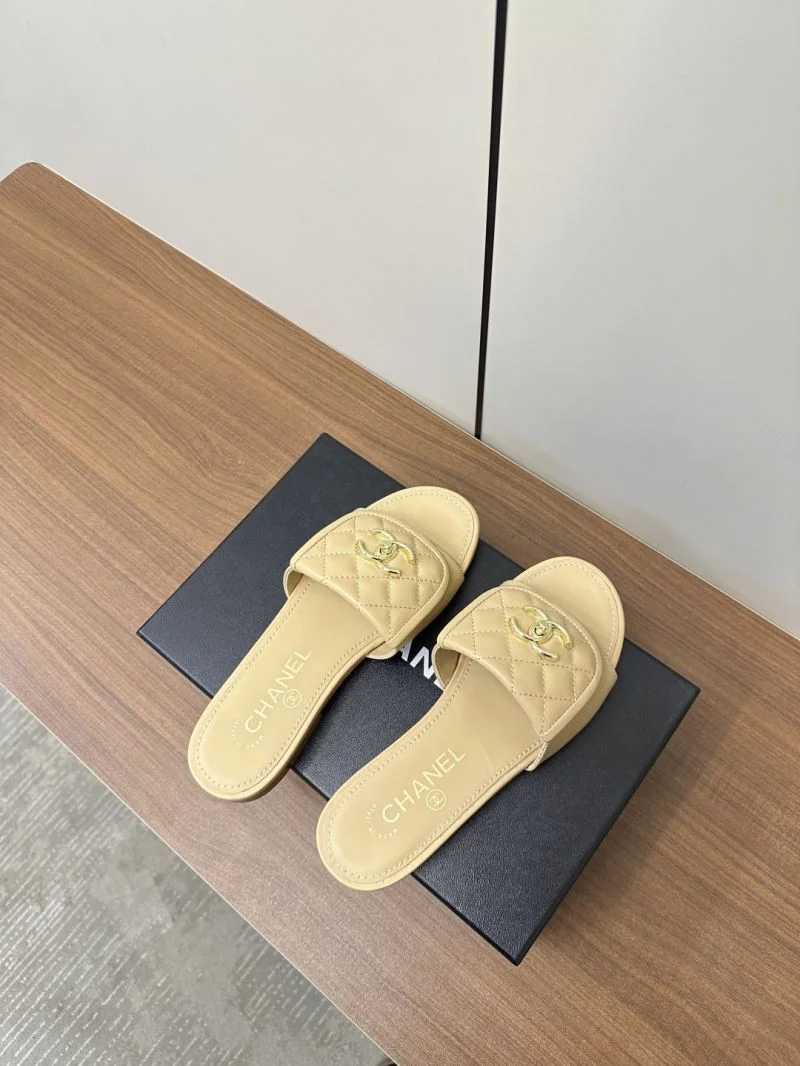 ComfortFit Chanel Slippers 17396