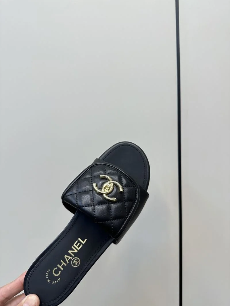 Chanel Slippers Unisex 17383