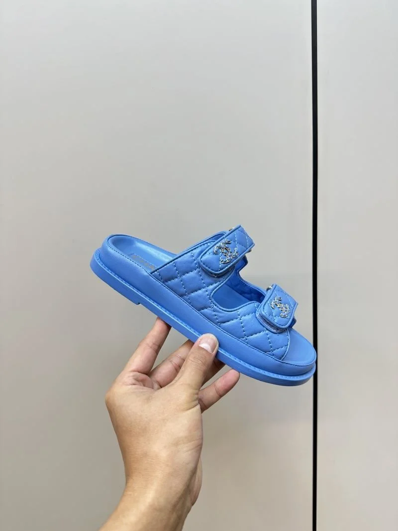 Chanel Slippers Effortless 17389