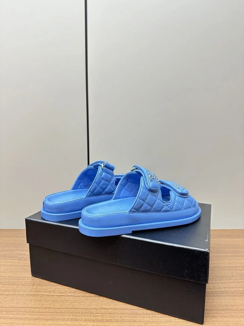 Chanel Slippers Effortless 17389