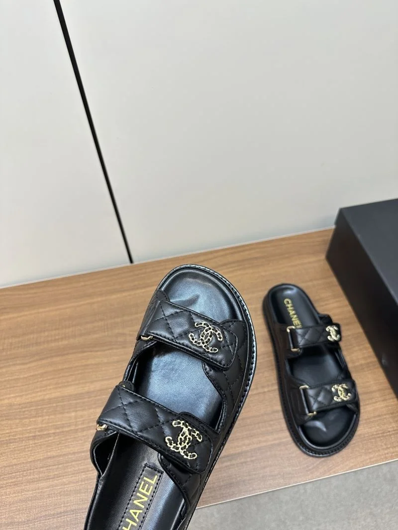 Chanel Slippers EasyMatch 17403
