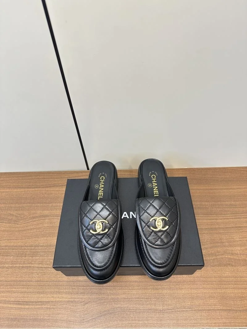 Chanel Slippers FashionForward 17380