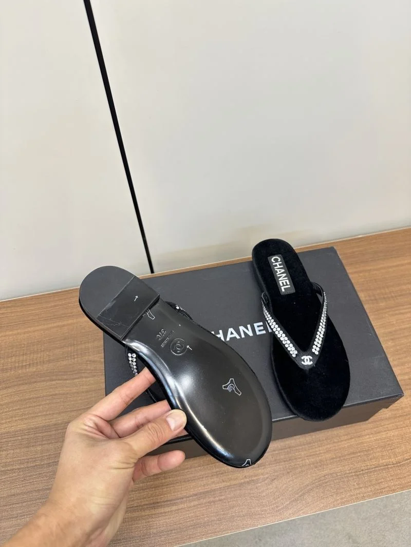 SoftTouch Chanel Slippers 17377