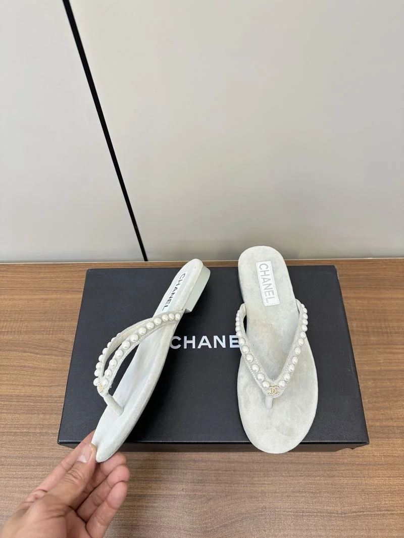 Popular Chanel Slippers 17369