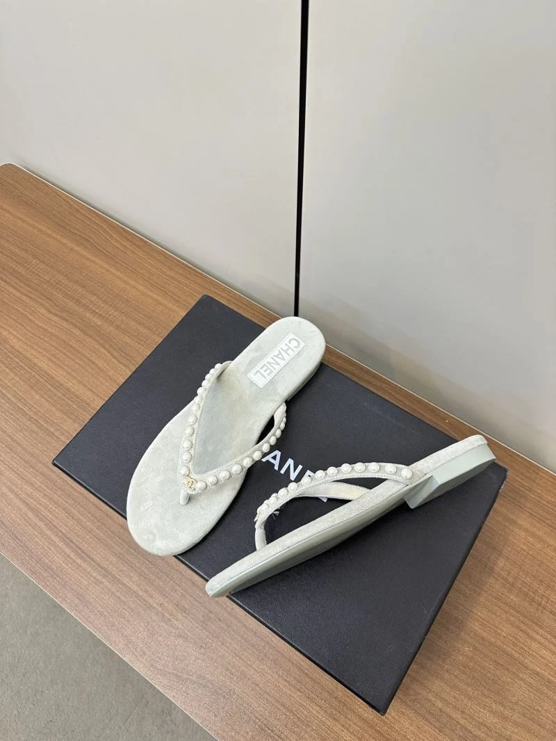 Popular Chanel Slippers 17369
