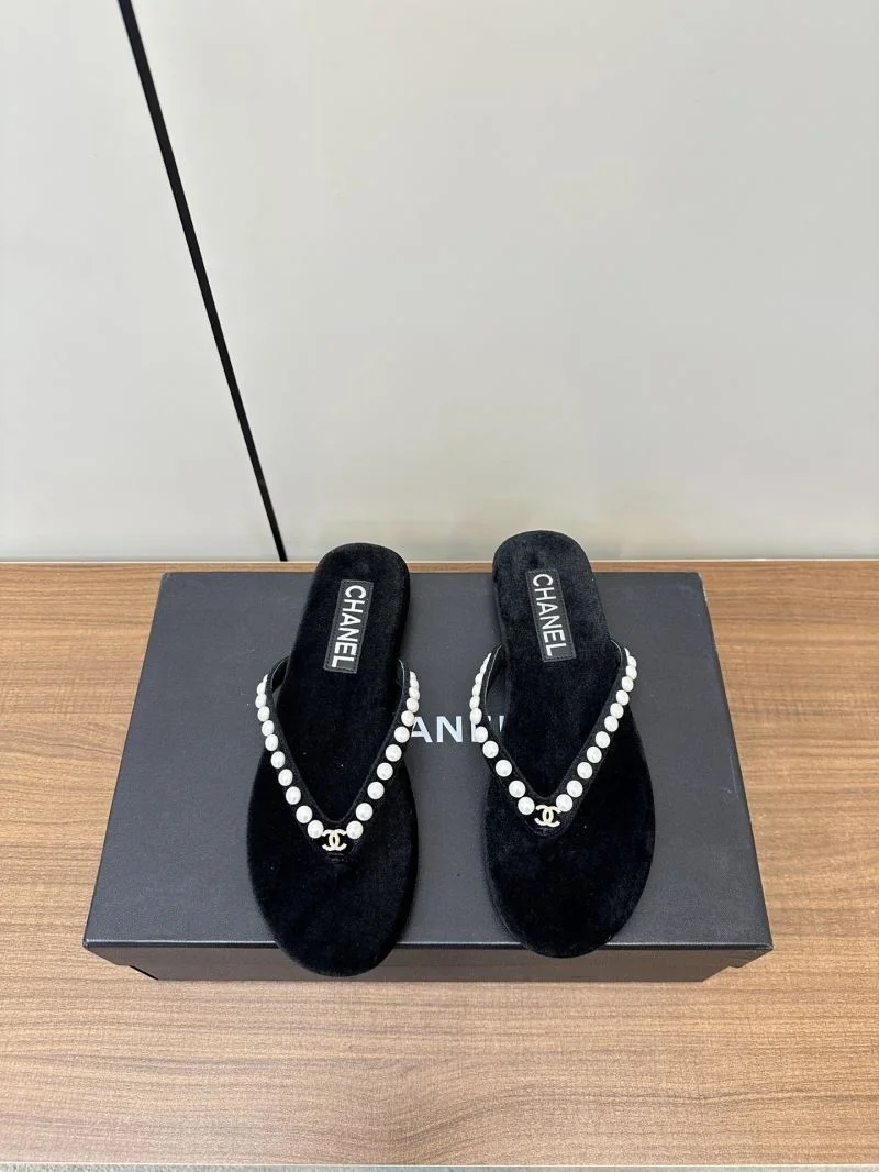 Chanel Slippers Contemporary 17368