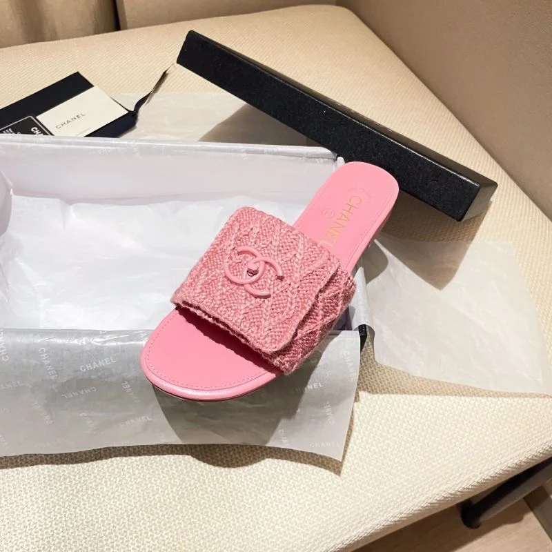 Chanel Slippers TimelessDesign 17363