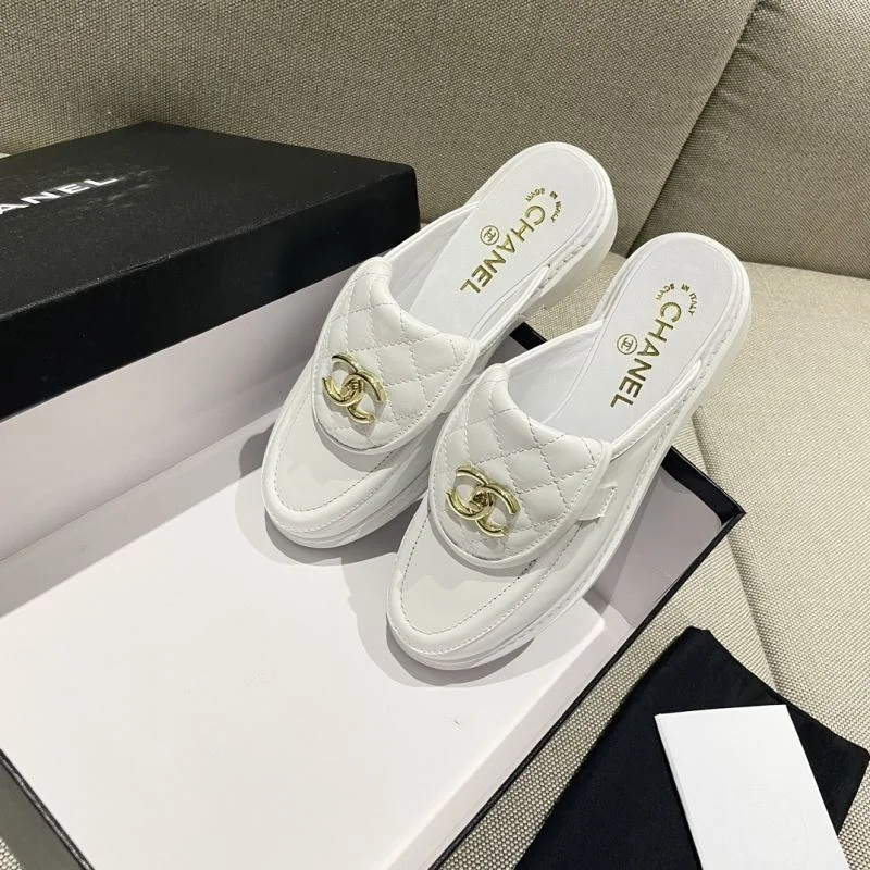 Sporty Chanel Slippers 17364