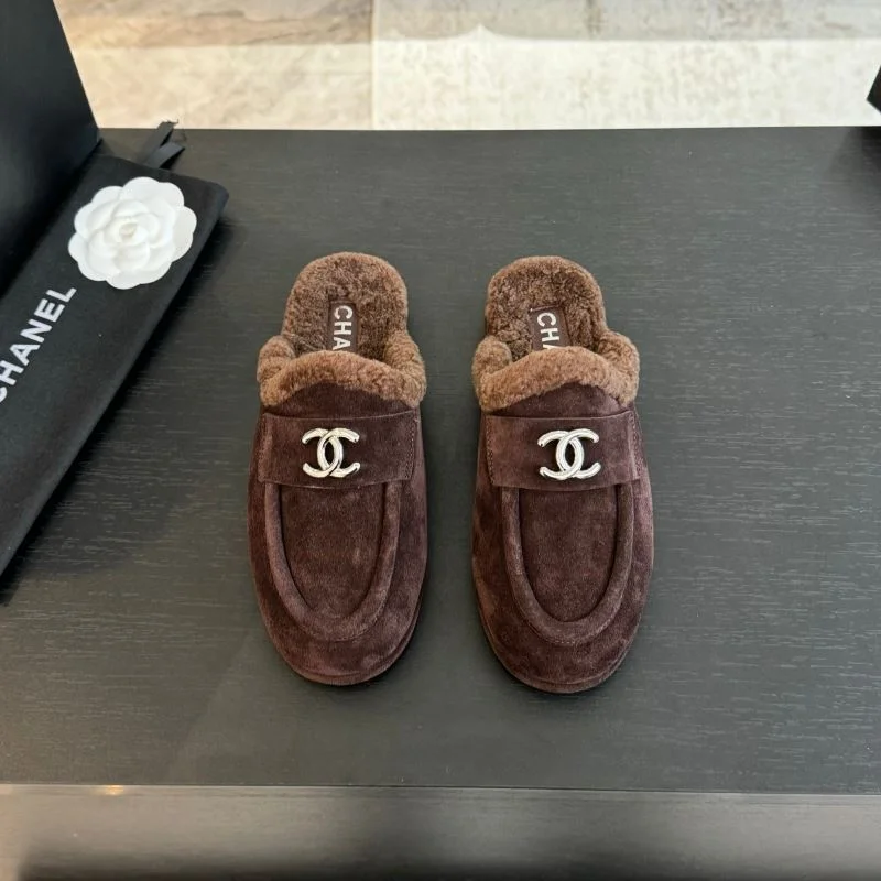 Chanel Slippers TechFriendly 17348