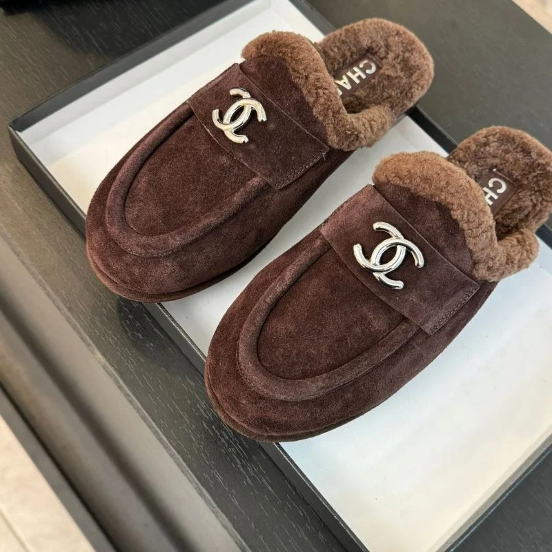 Chanel Slippers TechFriendly 17348