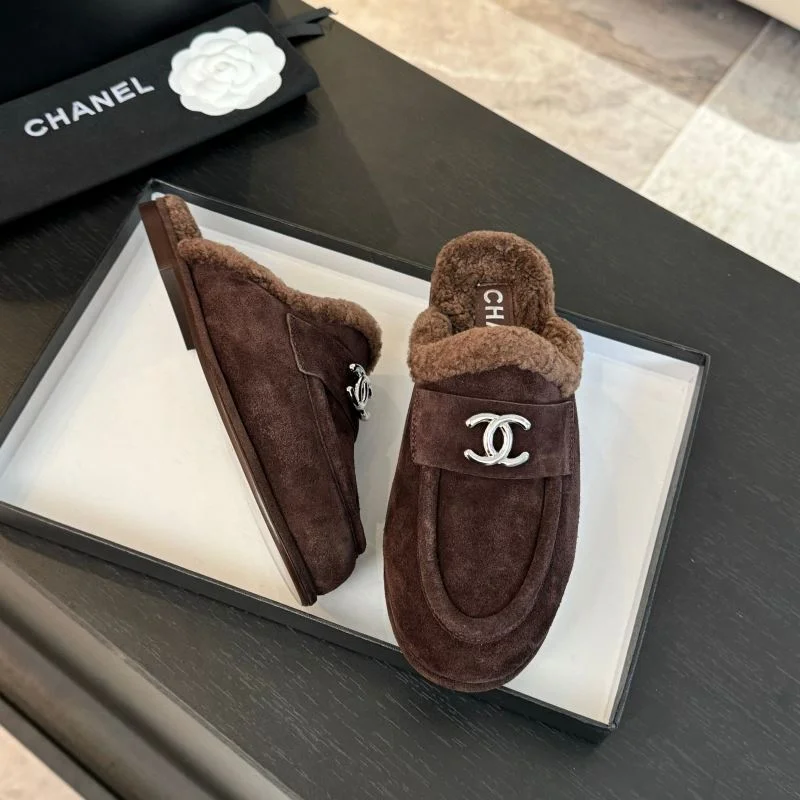 Chanel Slippers TechFriendly 17348