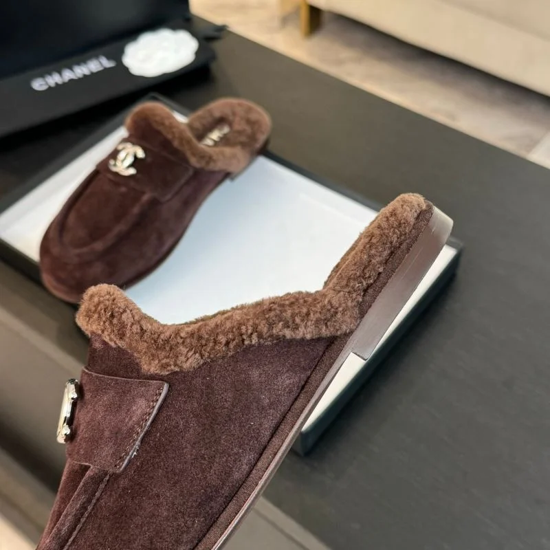 Chanel Slippers TechFriendly 17348