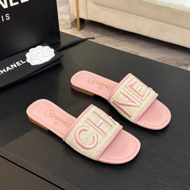 Chanel Slippers Versatile 17340