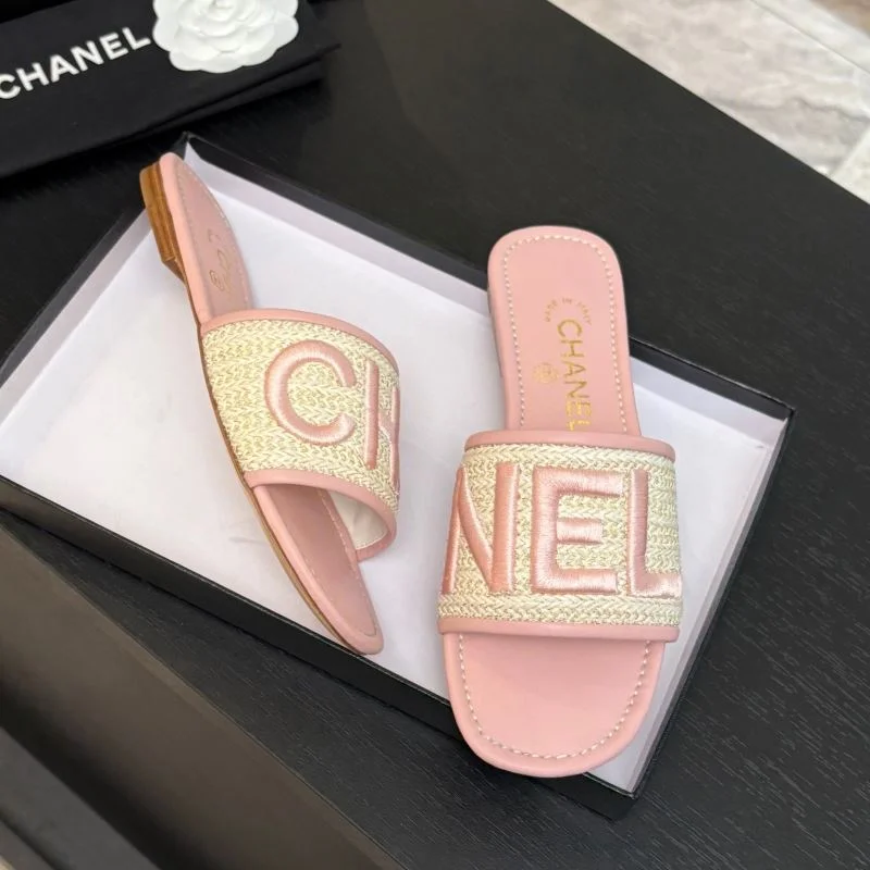 Chanel Slippers Versatile 17340