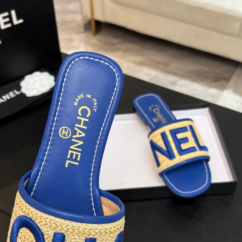 Refined Chanel Slippers 17344