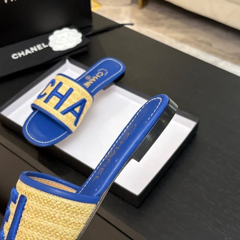 Refined Chanel Slippers 17344