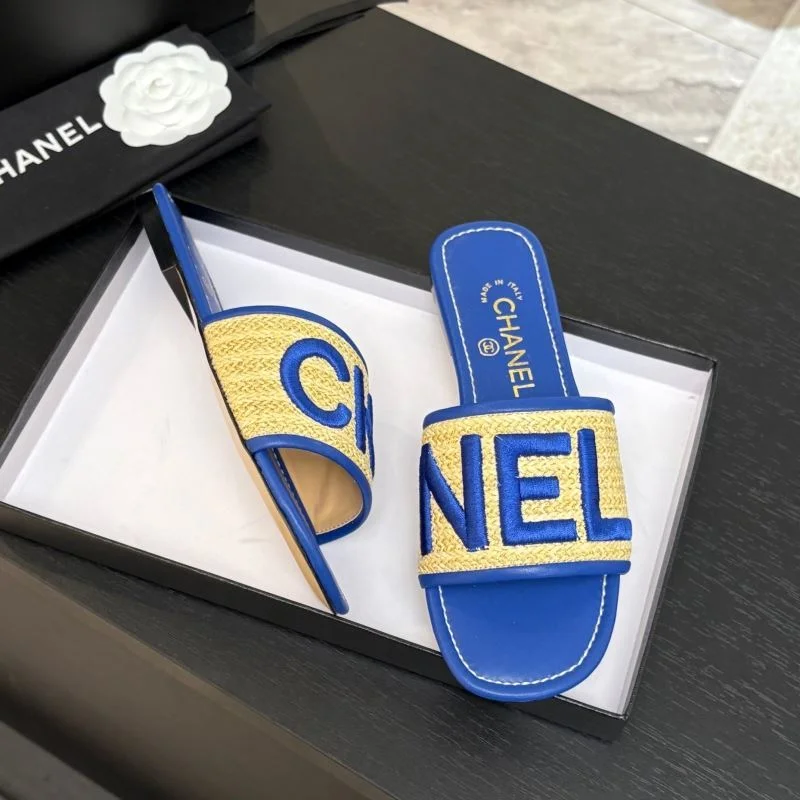 Refined Chanel Slippers 17344