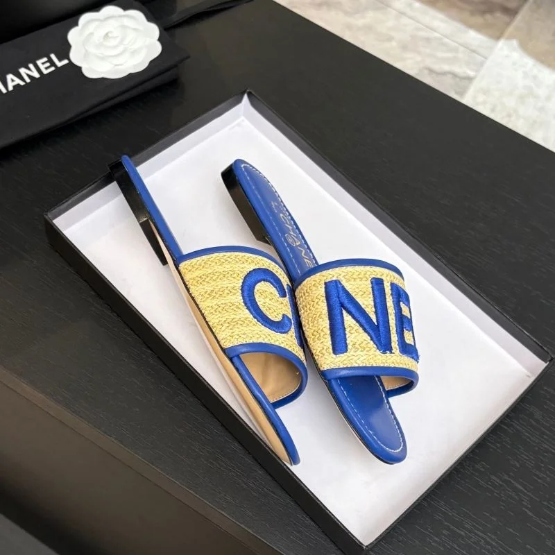 Refined Chanel Slippers 17344