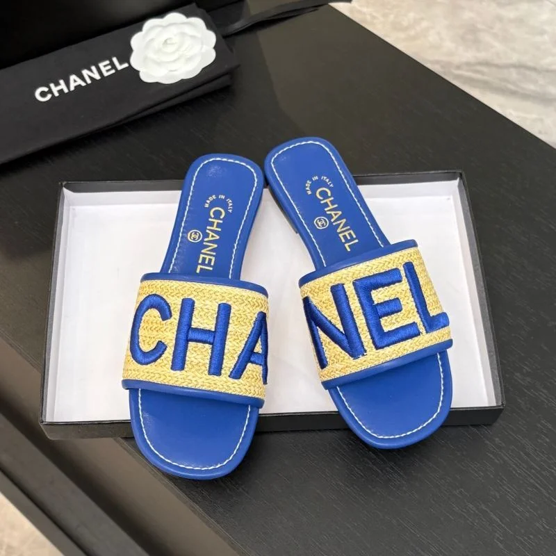 Refined Chanel Slippers 17344