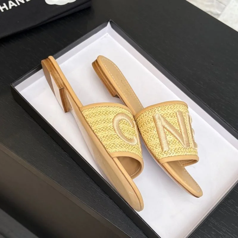 Chanel Slippers MoistureWicking 17350