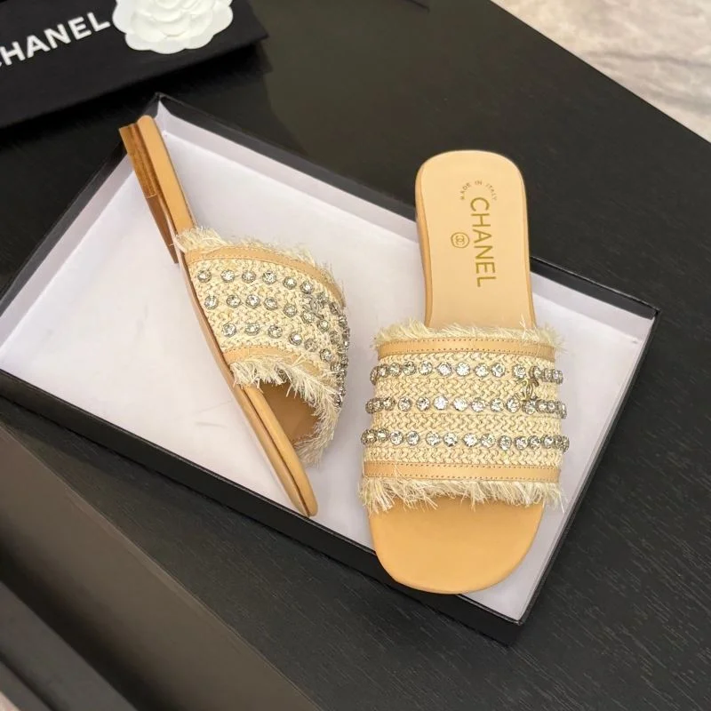 Resilient Chanel Slippers 17333