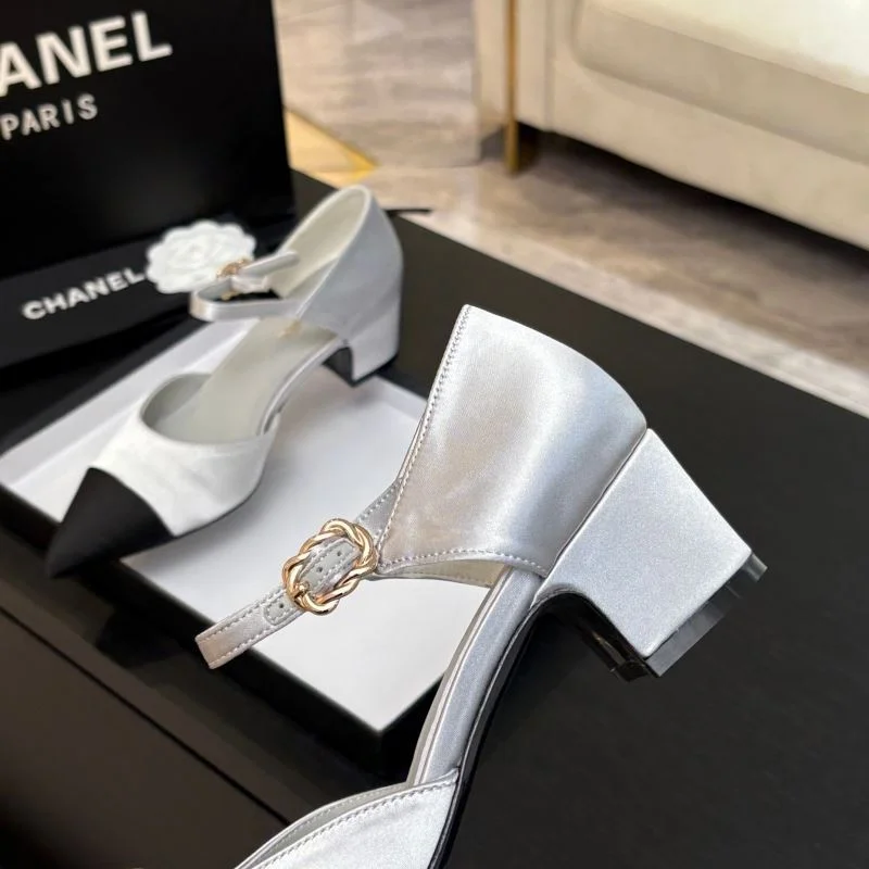Chanel Slippers MoistureWicking 17327