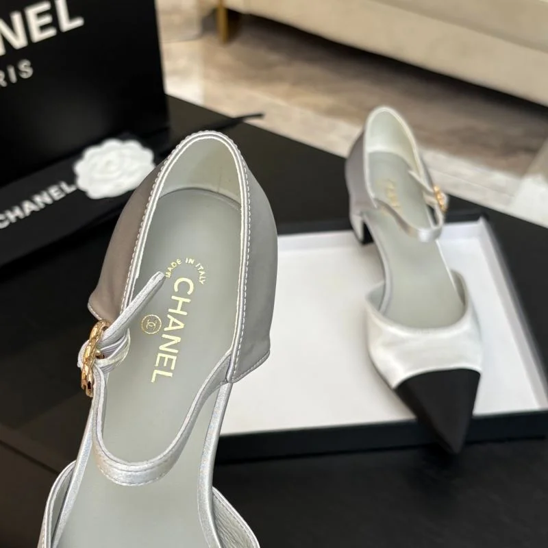 Chanel Slippers MoistureWicking 17327