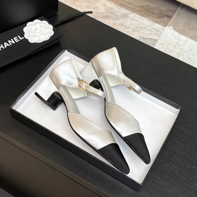 Chanel Slippers MoistureWicking 17327