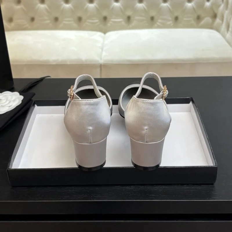 Chanel Slippers MoistureWicking 17327