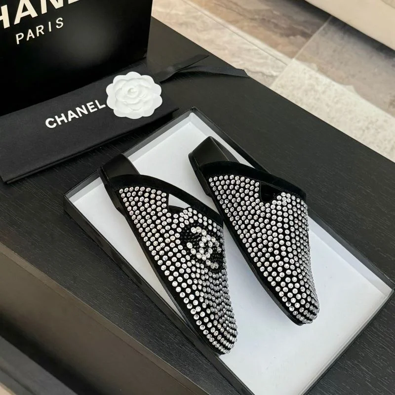 Chanel Slippers WeatherProof 17331