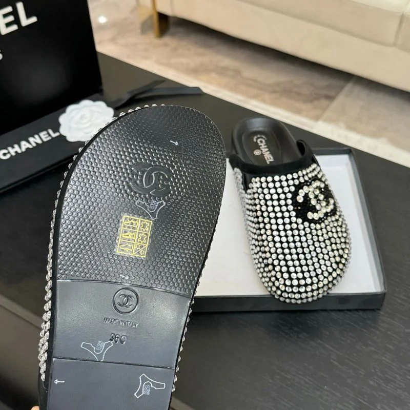 Chanel Slippers WeatherProof 17331