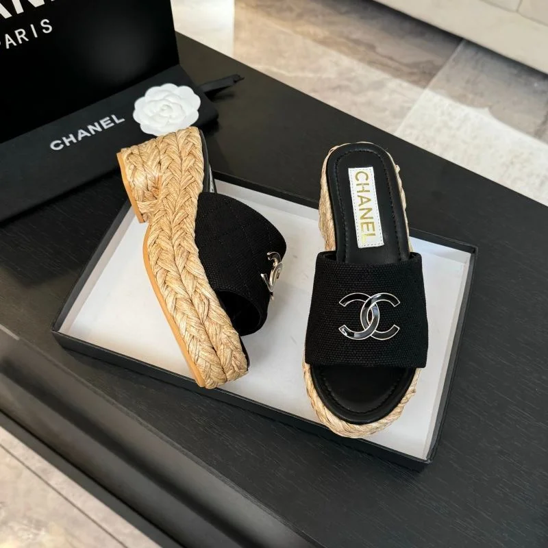 Chanel Slippers ModernLook 17318