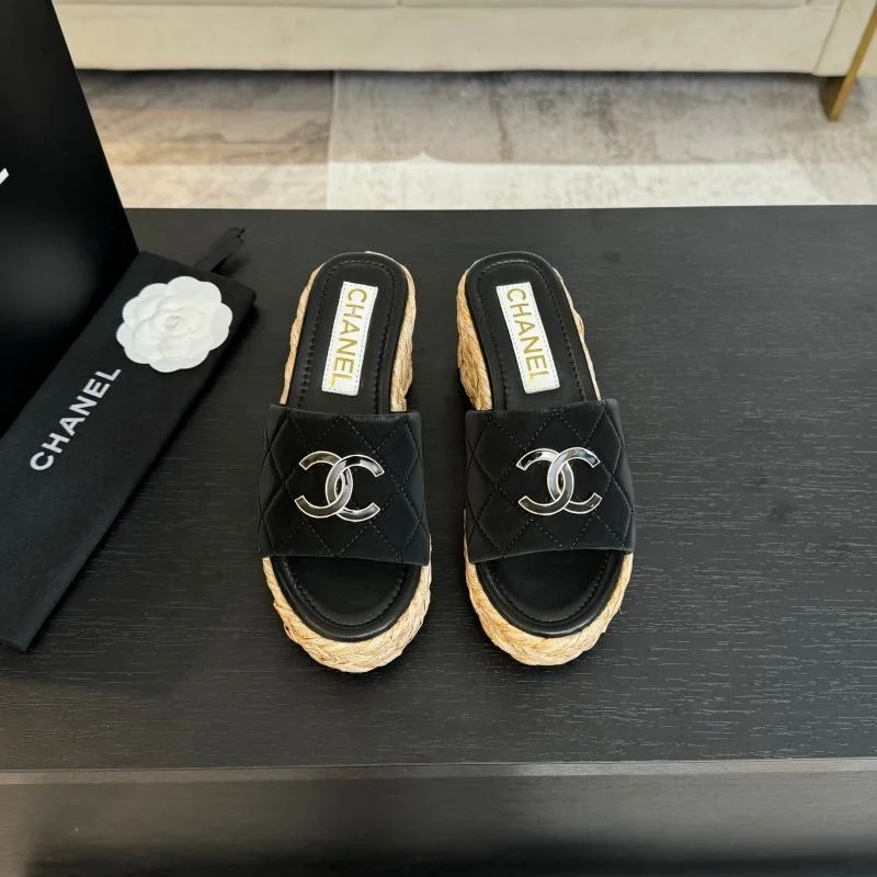 Durable Chanel Slippers 17308
