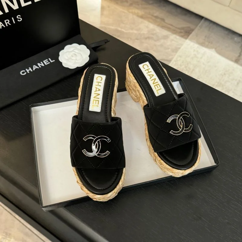Durable Chanel Slippers 17308