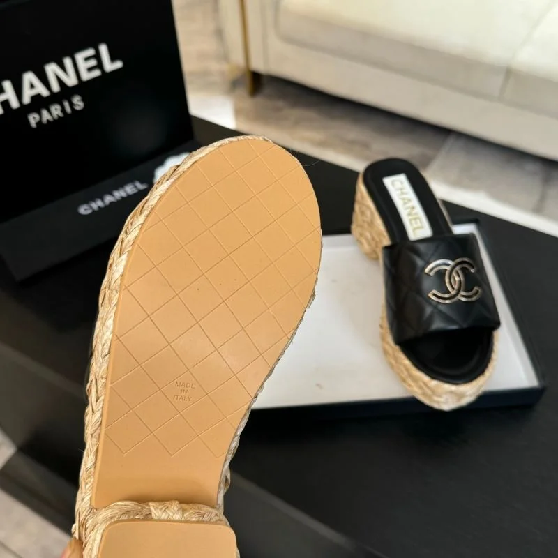 Chanel Slippers Practical 17313