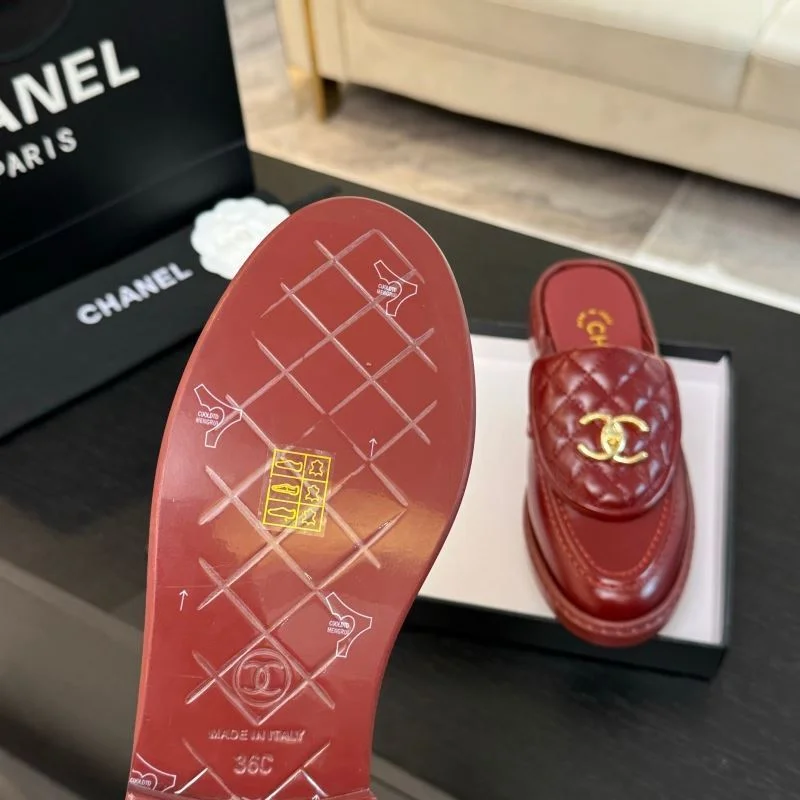 Youthful Chanel Slippers 17307