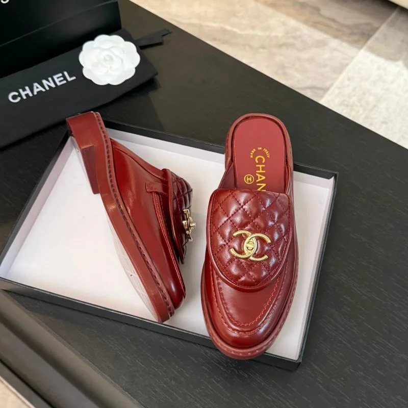 Youthful Chanel Slippers 17307