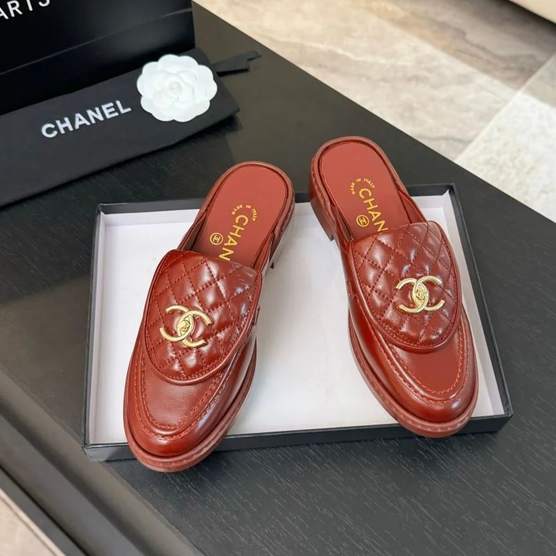 Youthful Chanel Slippers 17307