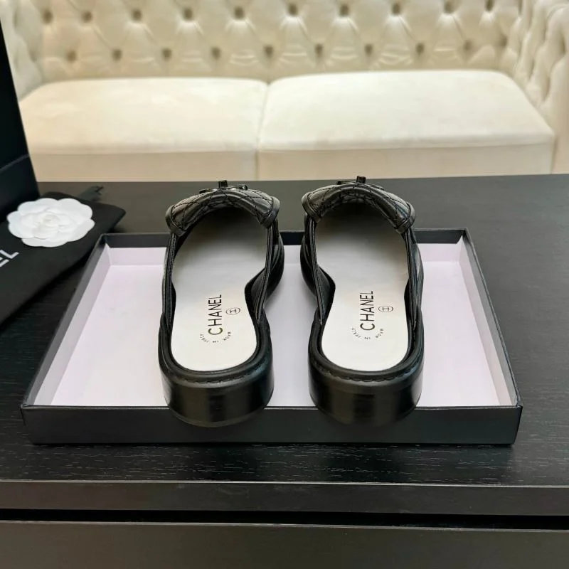 Chanel Slippers EasyMatch 17360