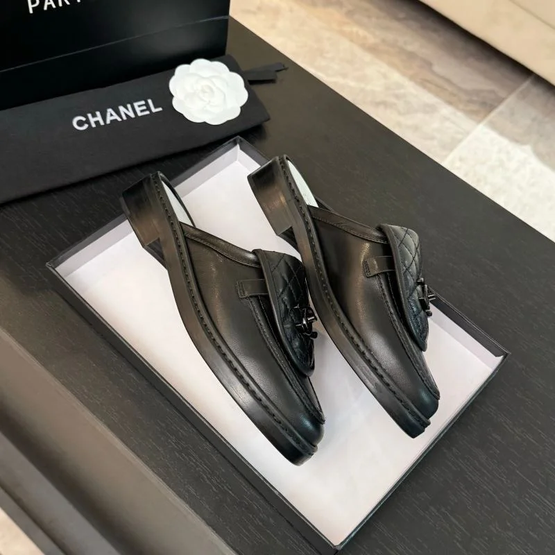 Chanel Slippers EasyMatch 17360