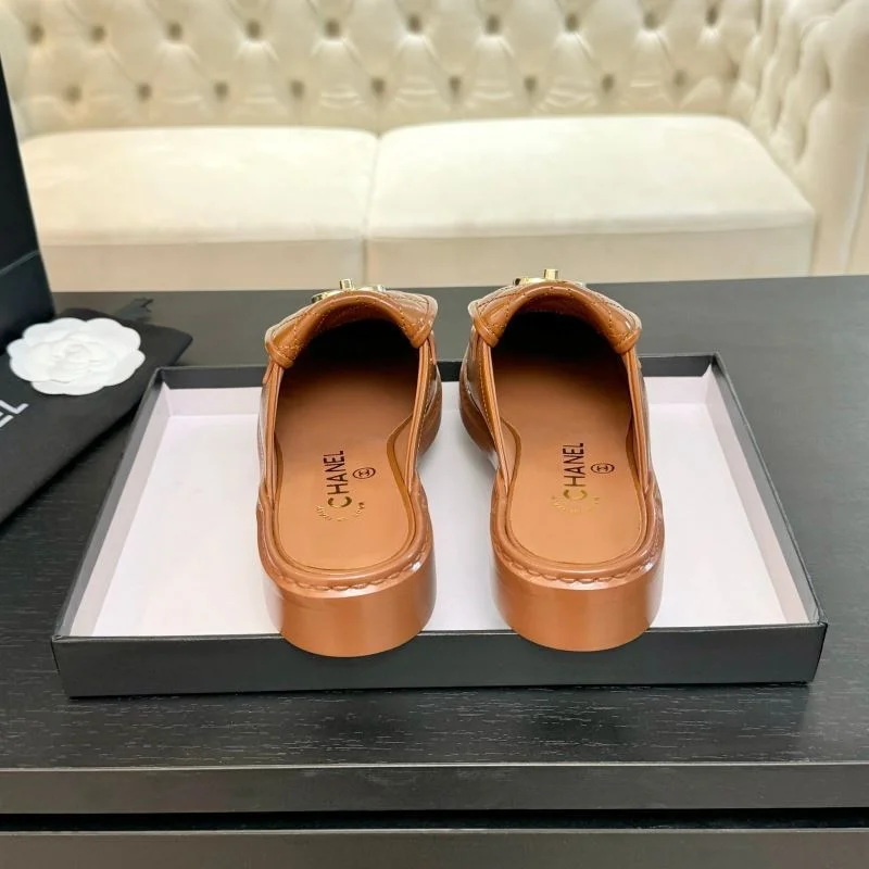 Chanel Slippers TimelessDesign 17306