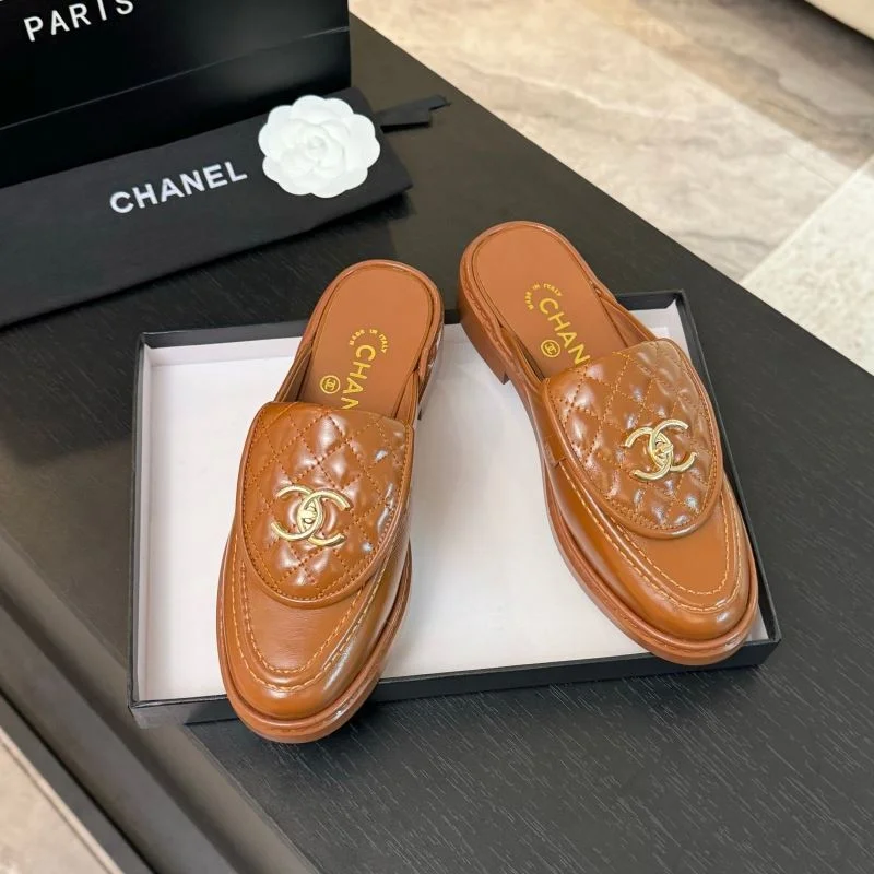 Chanel Slippers TimelessDesign 17306