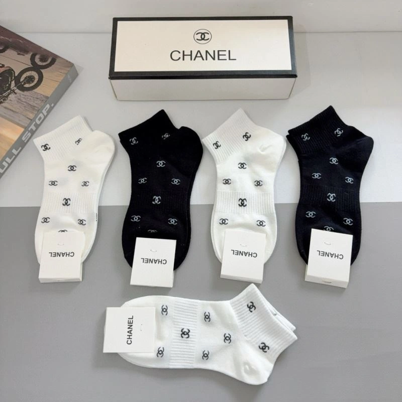 Chanel Socks UrbanStyle 273370