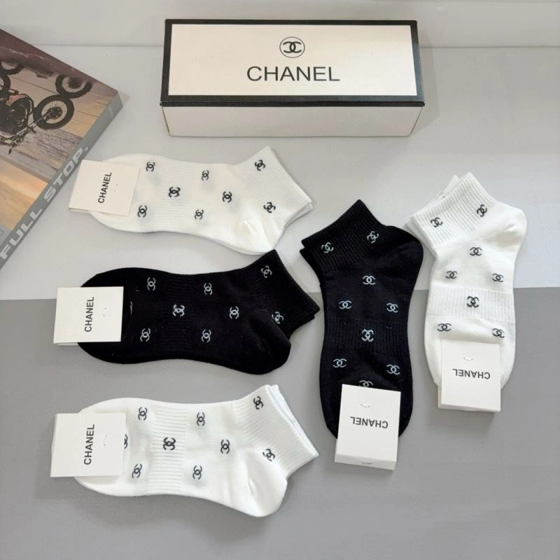 Chanel Socks UrbanStyle 273370
