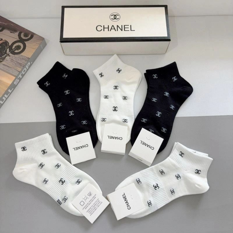 Chanel Socks UrbanStyle 273370